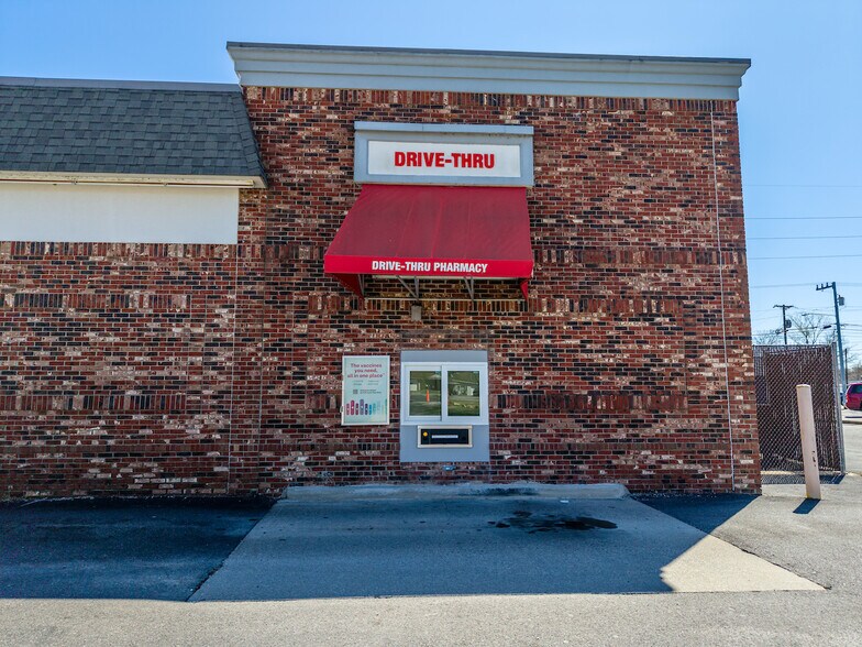 More Photos Of 3001 Lone Oak Rd, Paducah Drugstore For Sale