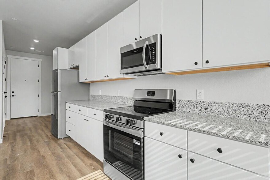 More Photos Of 845 N Rupple Rd, Fayetteville Apartments For Sale