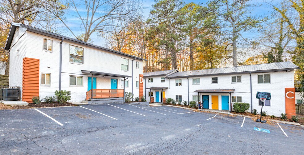 More Photos Of 340-352 Dixie Hills Cir, Atlanta Apartments For Sale