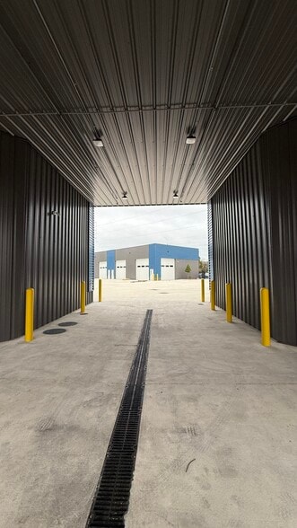 More Photos Of 2790 Mayport Rd, Jacksonville Warehouse For Sale