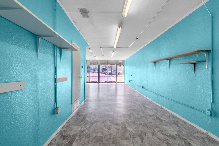 More Photos Of 2602-2606 Jones St, Greenville Freestanding For Sale
