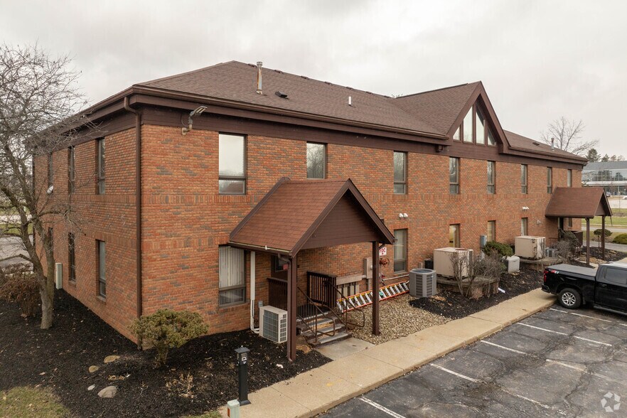 More Photos Of 3747-3781 Fishcreek Rd, Stow Office For Sale