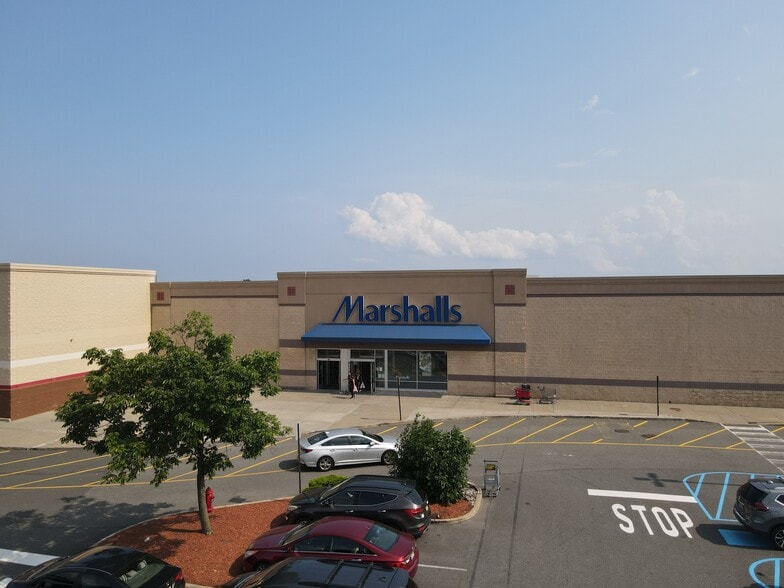 More Photos Of 617-701 W Edgar Rd, Linden Unknown For Lease