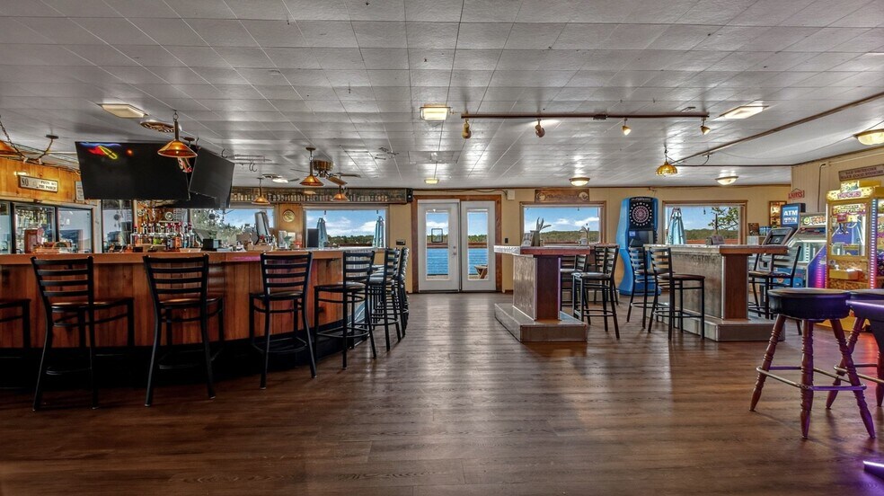 More Photos Of 16061 296th St, Cornell General Retail For Sale