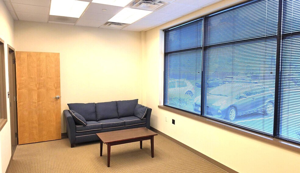 More Photos Of 43676 Trade Center Pl, Sterling Light Manufacturing For Sale