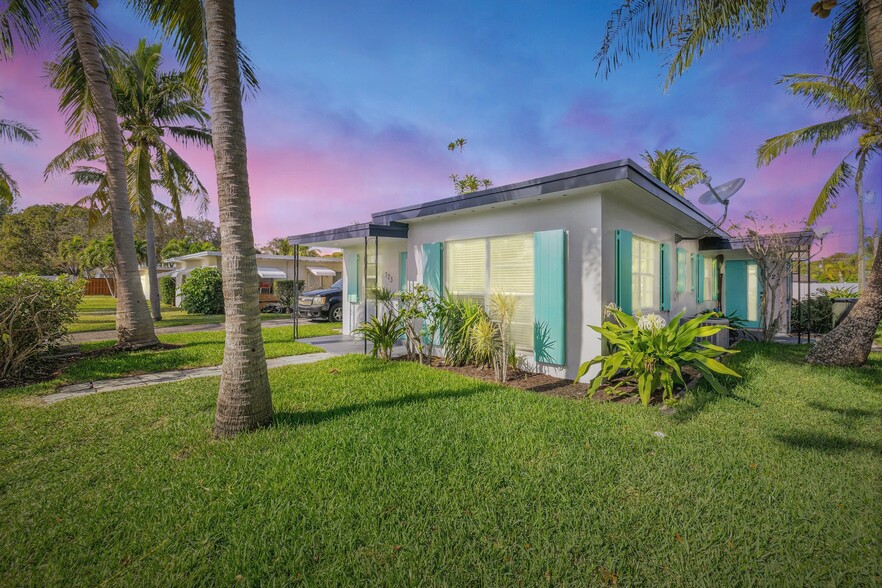 More Photos Of 323 De Carie St, Delray Beach Apartments For Sale