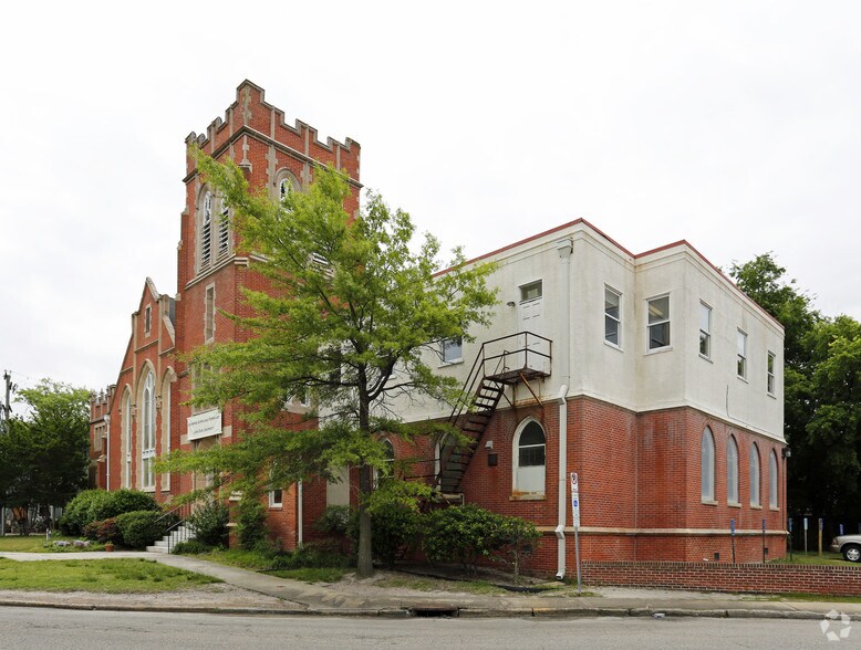 More Photos Of 739 Yarmouth St, Norfolk Coworking Space