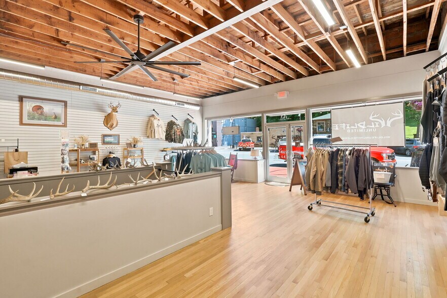 More Photos Of 713 W King St, Boone Storefront For Sale