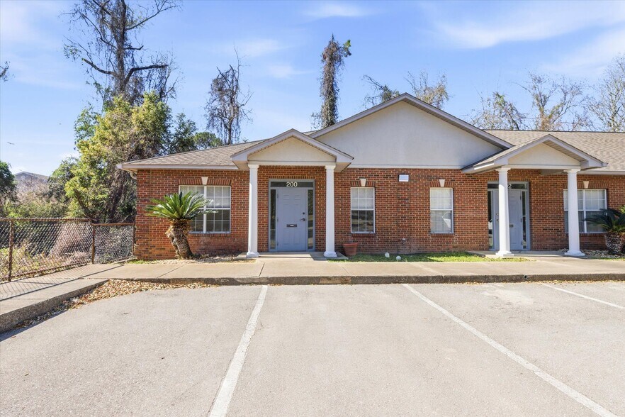 More Photos Of 1804 Miccosukee Commons Dr, Tallahassee Office For Sale