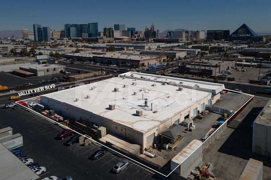 More Photos Of 5325 S Valley View Blvd, Las Vegas Warehouse For Lease