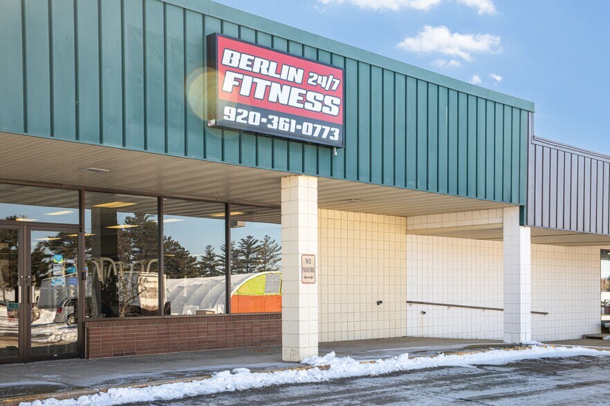 More Photos Of 720-756 Broadway St, Berlin Unknown For Lease