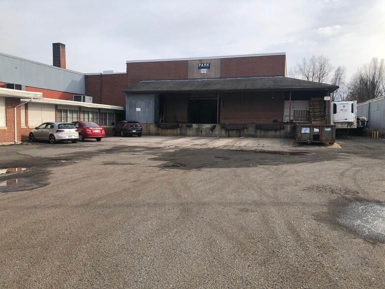 More Photos Of 263-275 Park Ave, East Hartford Warehouse For Lease