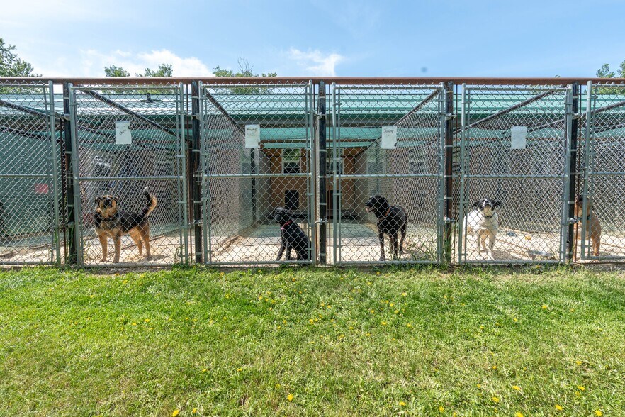 More Photos Of 53309A Range Road 65, Parkland County Specialty For Sale