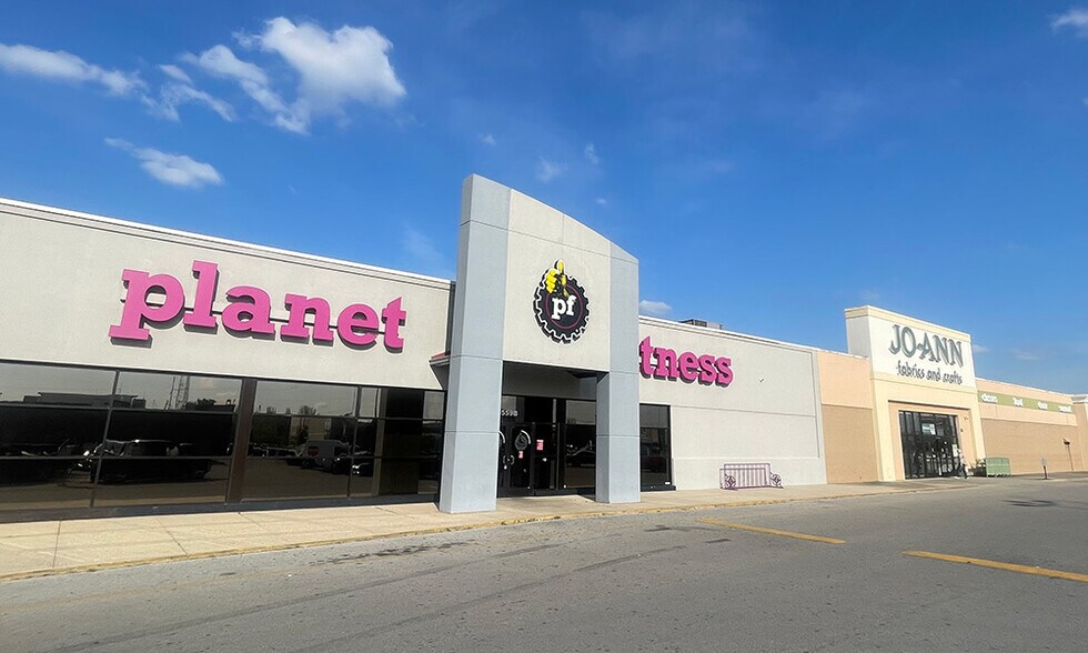 Primary Photo Of 3501-3561 Ambassador Caffery Pky, Lafayette Unknown For Lease