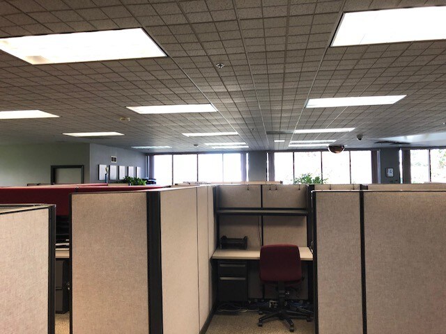 More Photos Of 3040 Industry Dr, Lancaster Flex For Sale