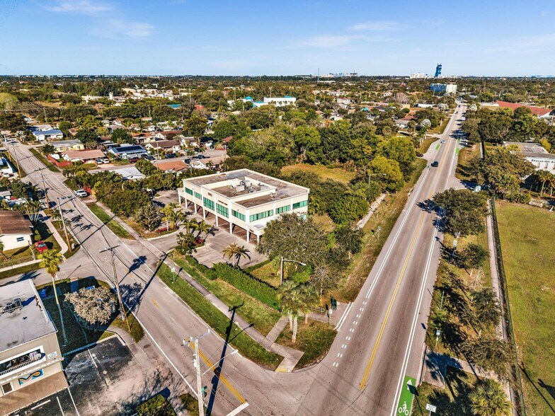 More Photos Of 7665 Davie Road Ext, Davie Office For Lease