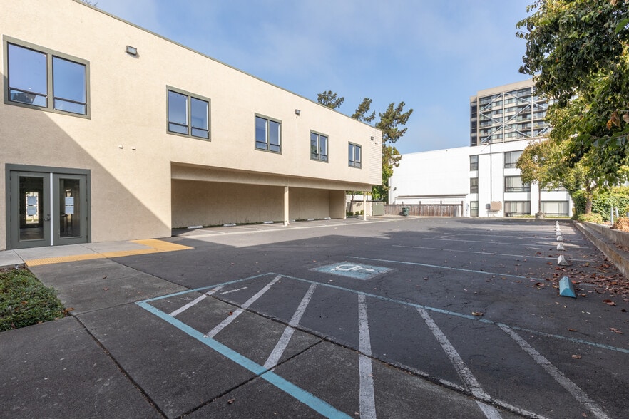 More Photos Of 236 Georgia St, Vallejo Office For Lease