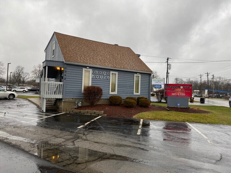 Primary Photo Of 3542 Springdale Rd, Cincinnati Medical For Sale