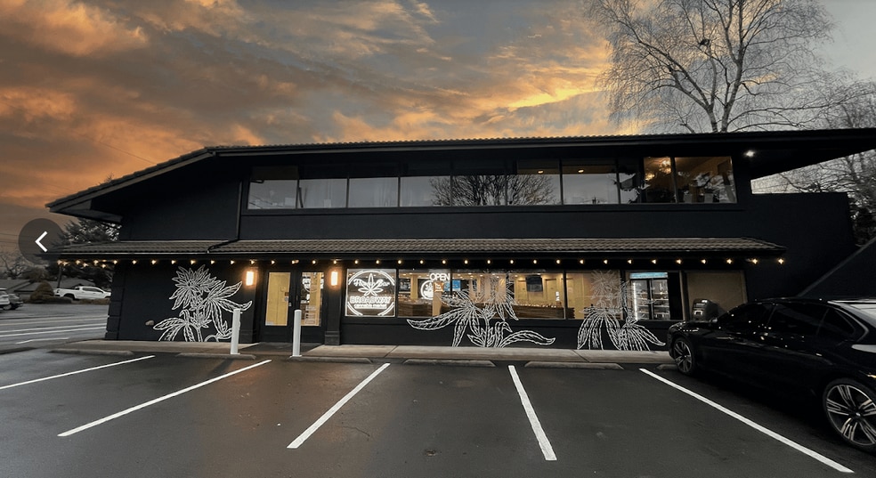 More Photos Of 11030 SW Capitol Hwy, Portland Medical For Lease