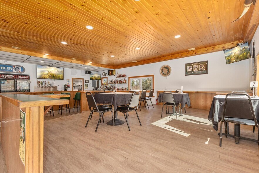 More Photos Of N7405 State Road 80, New Lisbon Restaurant For Sale