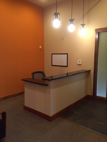 More Photos Of 8646 Eagle Creek Cir, Savage Office For Lease