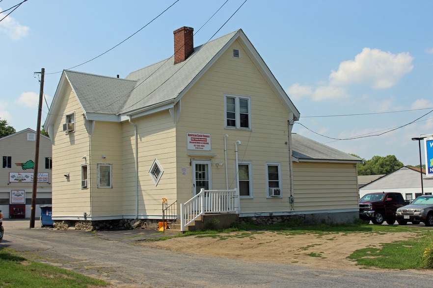 More Photos Of 5 Mill St N, Marlborough Storefront Retail Office For Lease