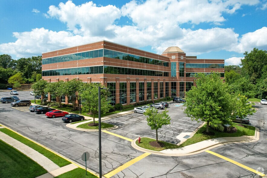 More Photos Of 1302 Concourse Dr, Linthicum Unknown For Lease