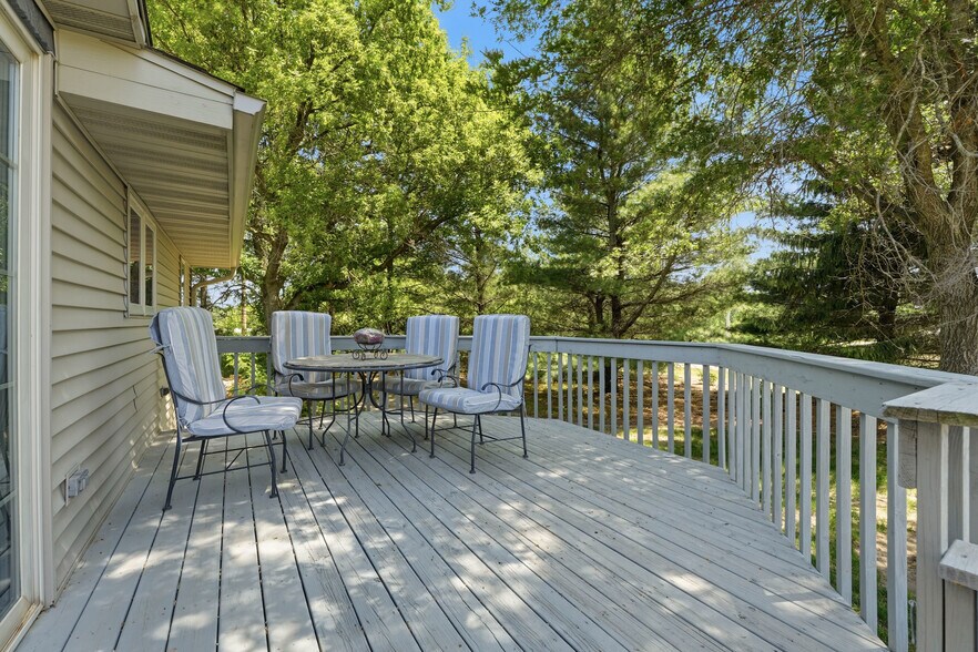More Photos Of 22946 100th Ave, Cadott Manufacturing For Sale