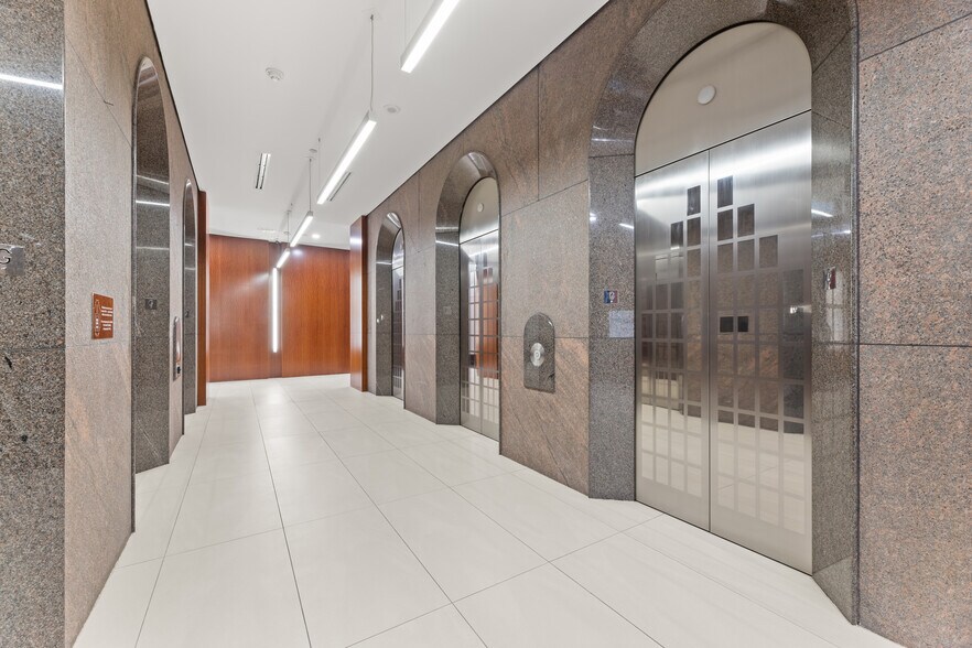 More Photos Of 10000 N Central Expy, Dallas Office Residential For Lease