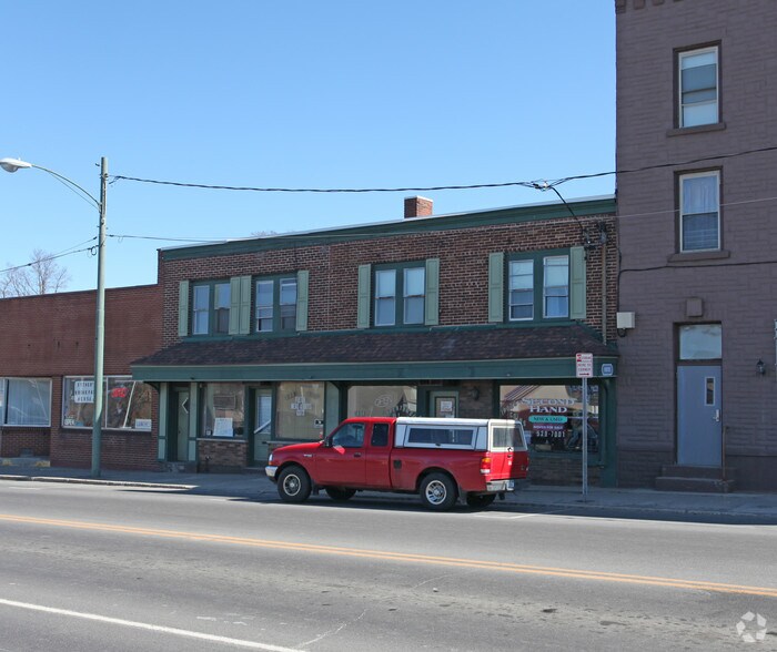 More Photos Of 5-7 N 2nd St, Fulton Storefront Retail Office For Sale