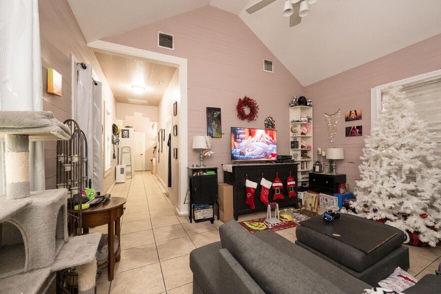 More Photos Of 1213 Eliza St, Key West Multifamily For Sale