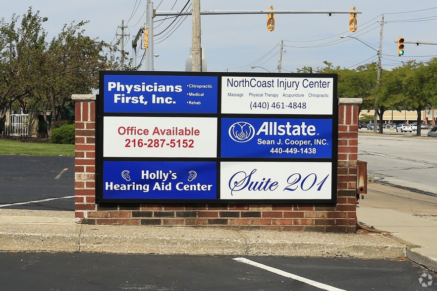 More Photos Of 1438 Som Center Rd, Cleveland Medical For Lease