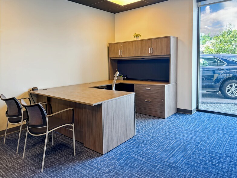 More Photos Of 2395 Lancaster Pike, Reading Coworking Space