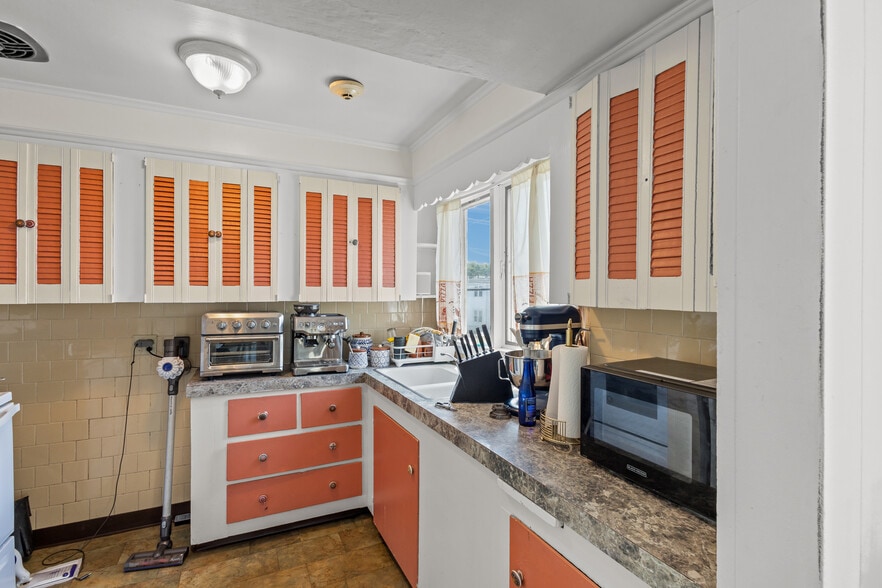 More Photos Of 1058 Charles St, North Providence Restaurant For Sale
