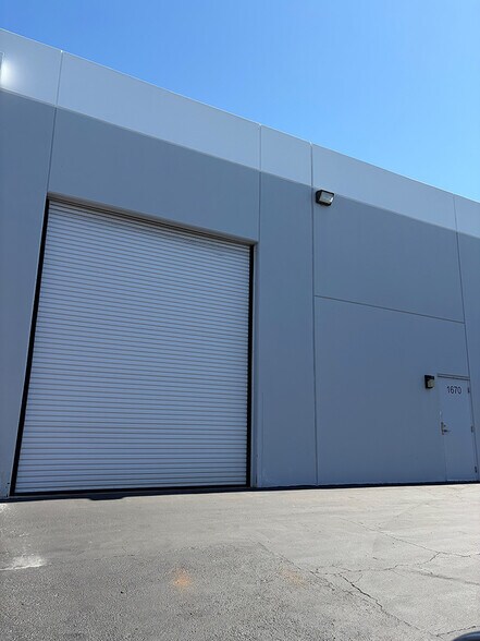 More Photos Of 1660-1676 Ord Way, Oceanside Warehouse For Lease