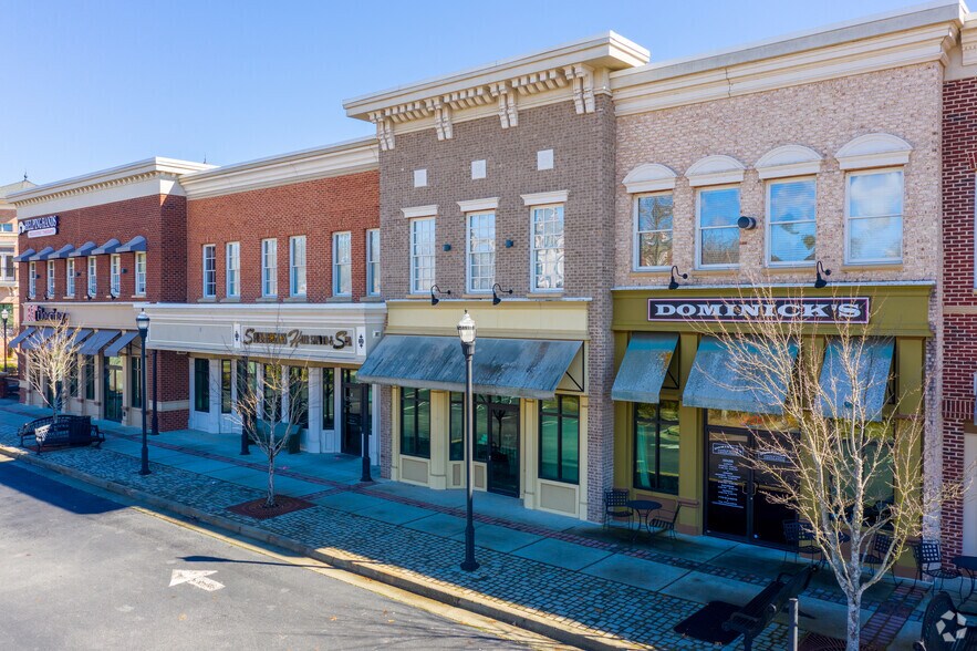 More Photos Of 22 Buford Village Way, Buford Unknown For Lease