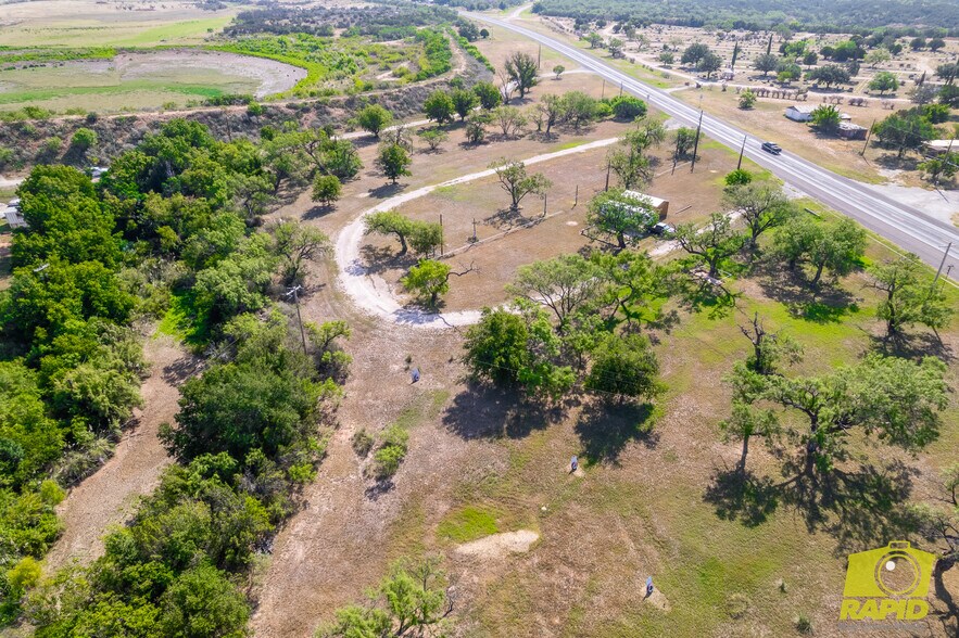 More Photos Of 425 Highland Park, Robert Lee Flex For Sale