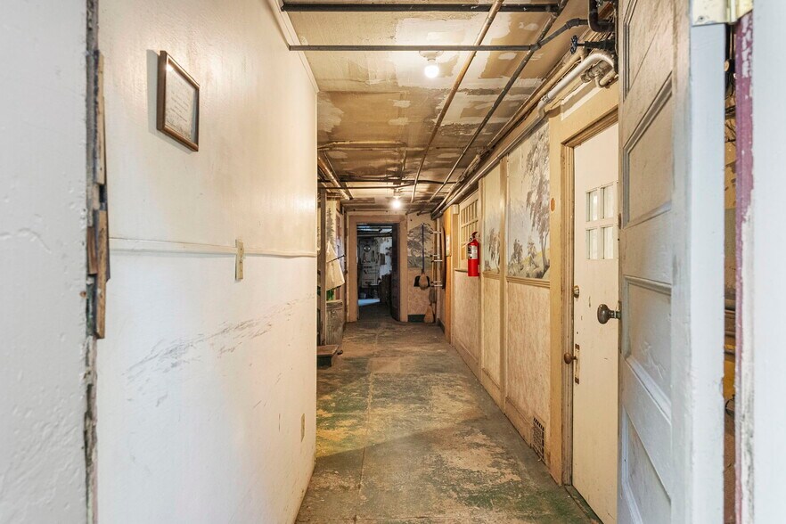 More Photos Of 2 Hugo St, San Francisco Apartments For Sale