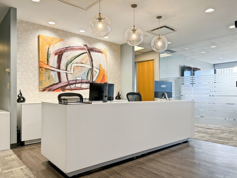 More Photos Of 5 Penn Plaza, New York Coworking Space