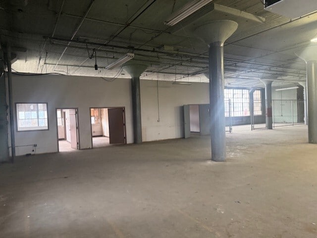 More Photos Of 201 Saw Mill River Rd, Yonkers Warehouse For Lease