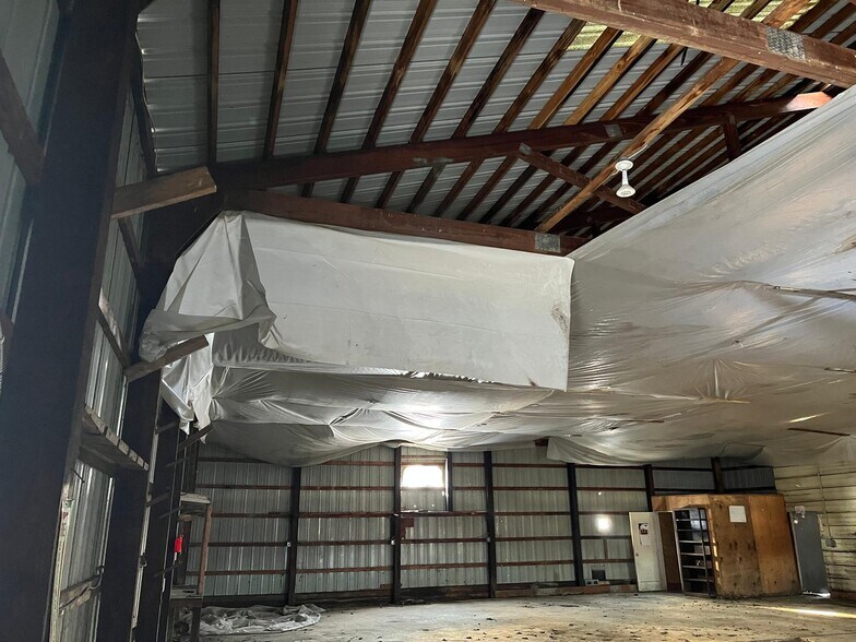 More Photos Of 832 Trexlertown Rd, Breinigsville Warehouse For Sale