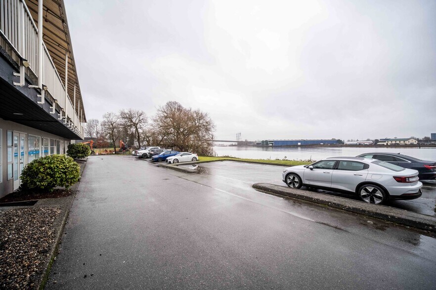 More Photos Of 9267-9295 Shaughnessy St, Vancouver Warehouse For Sale