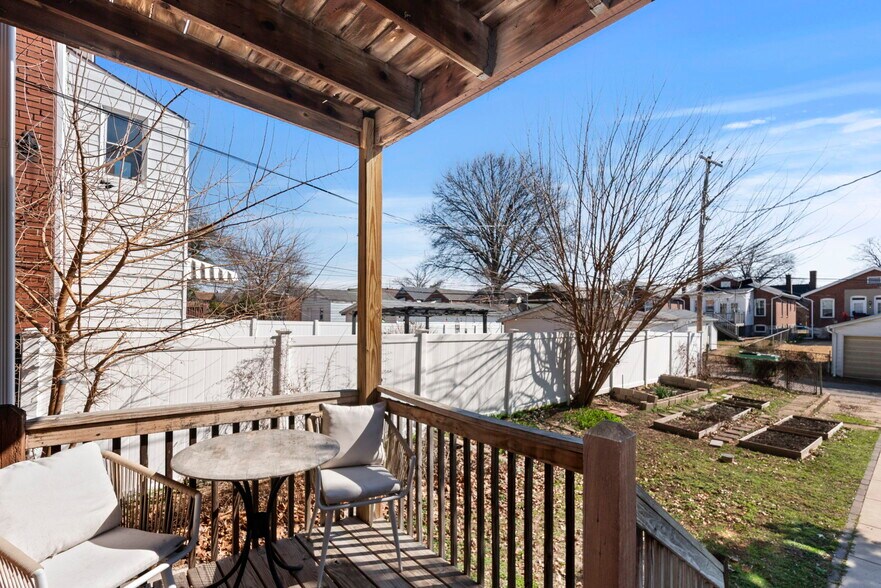 More Photos Of 5510 Lisette Ave, Saint Louis Multifamily For Sale