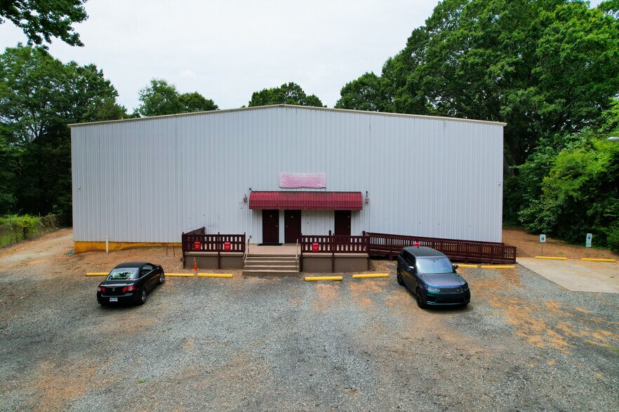 More Photos Of 4409 Hovis Rd, Charlotte Specialty For Sale