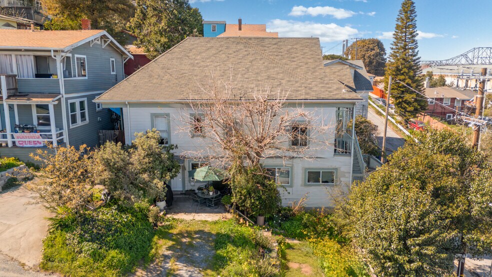 More Photos Of 503 Winslow St, Crockett Apartments For Sale