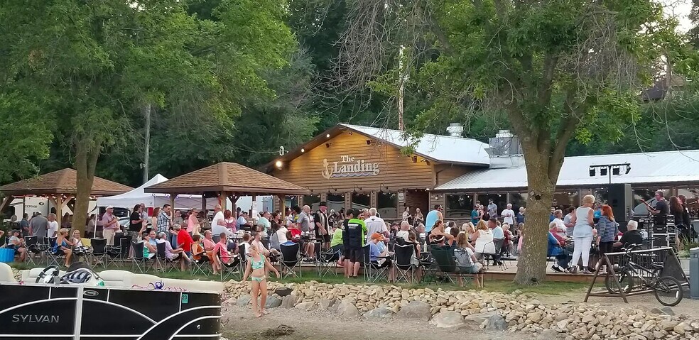 More Photos Of 805 Main St, Madison Lake Restaurant For Sale