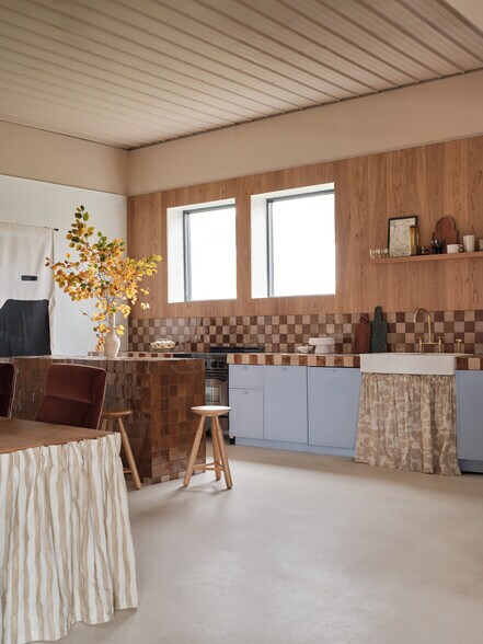 More Photos Of 3 Leonard St NE, Grand Rapids Light Manufacturing For Sale