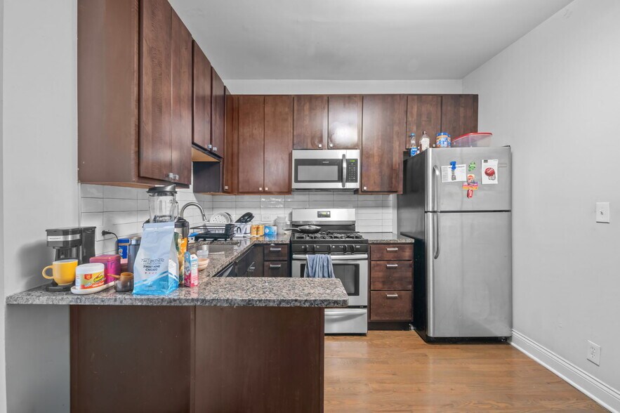 More Photos Of 2435 S California Ave, Chicago Apartments For Sale