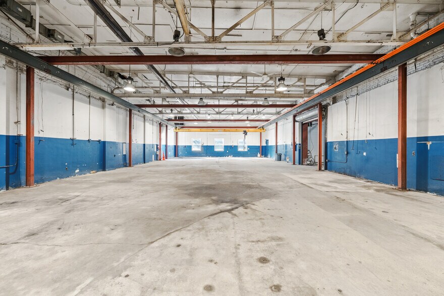 More Photos Of 292 Walnut St, Saint Paul Manufacturing For Lease