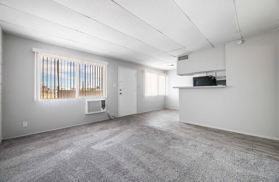 More Photos Of 239 W Cleveland Ave, Las Vegas Apartments For Sale